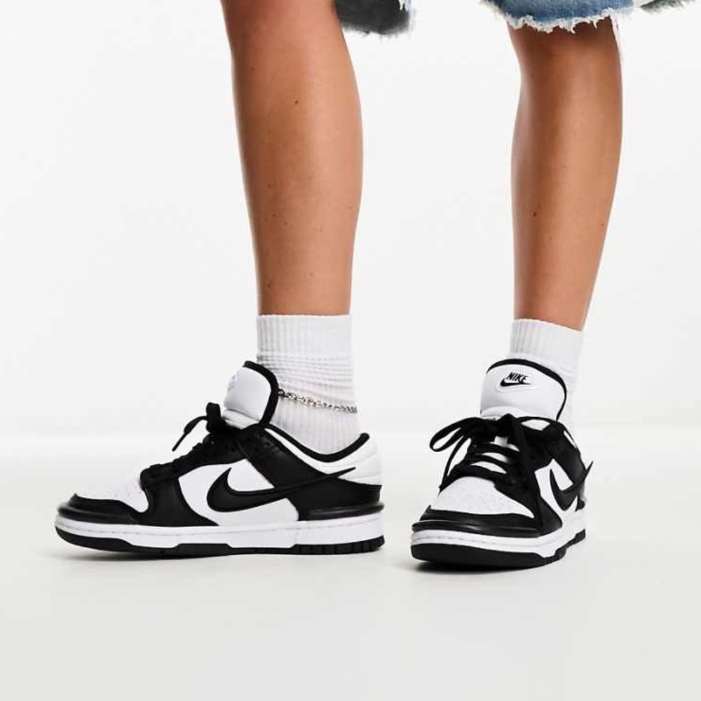 Nike Dunk Twist Sneakers